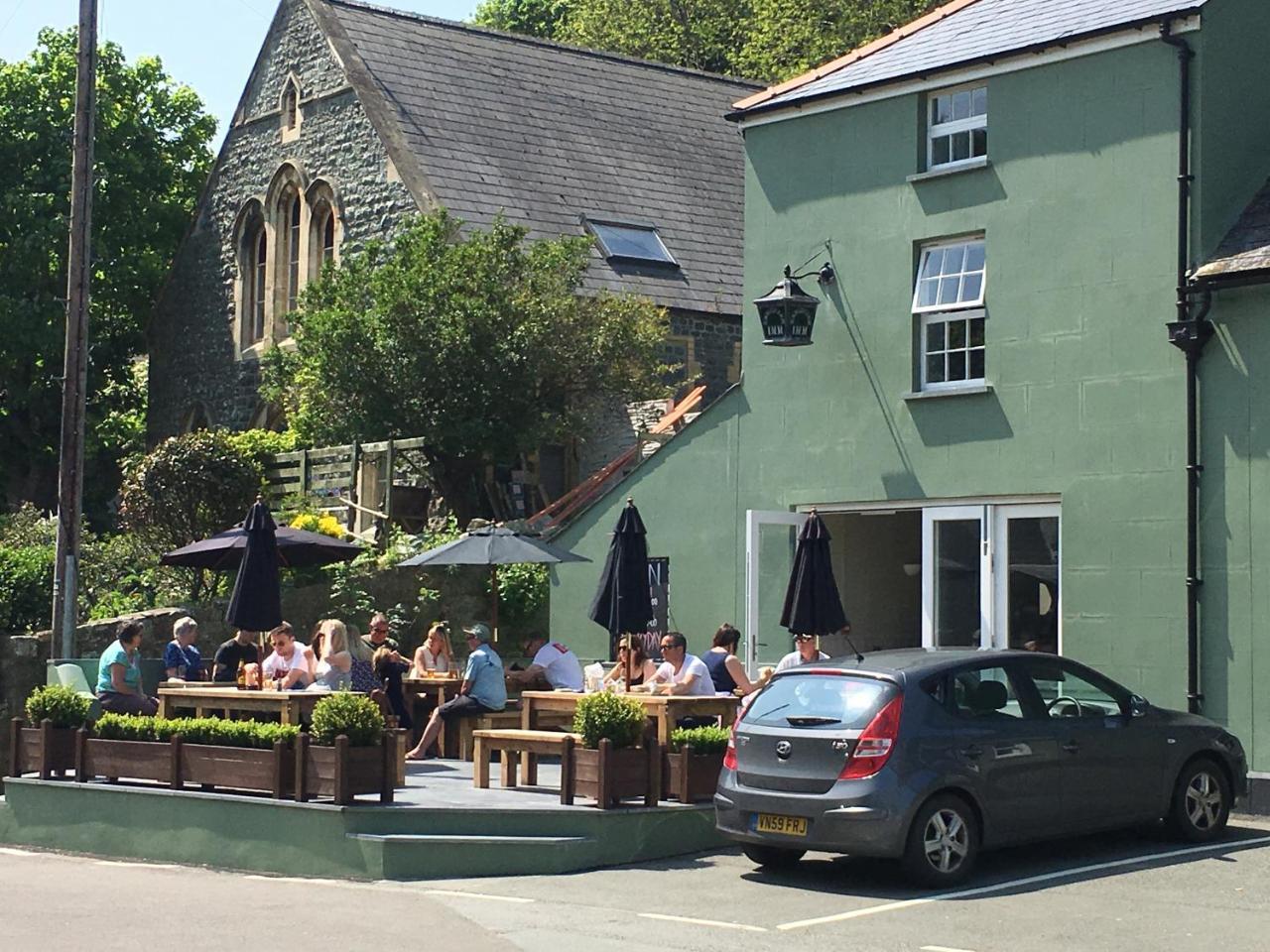 The Cambrian Inn Solva Kültér fotó